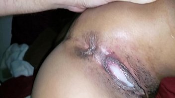 Gatas do Vale apanhando muita gozada gostosa no cu arrombado e gemendo muito