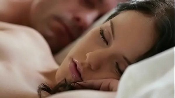 X vídeos amador – Gostosa louca por rola, fudendo sem parar na cama
